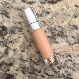Kylie cosmetics concealer